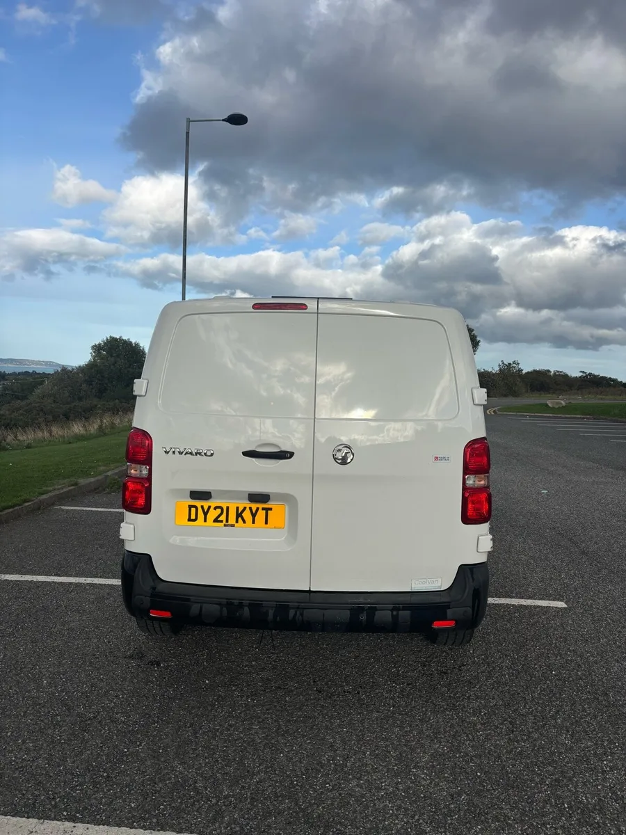 Vaxhaul Vivaro 212 plate - Image 3