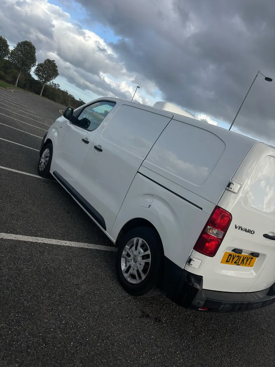 Vaxhaul Vivaro 212 plate - Image 4