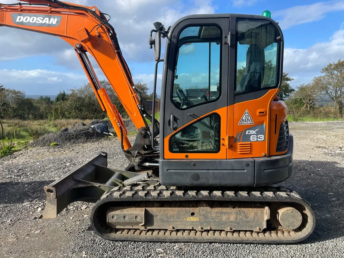 Doosan DX63-3 - Image 1