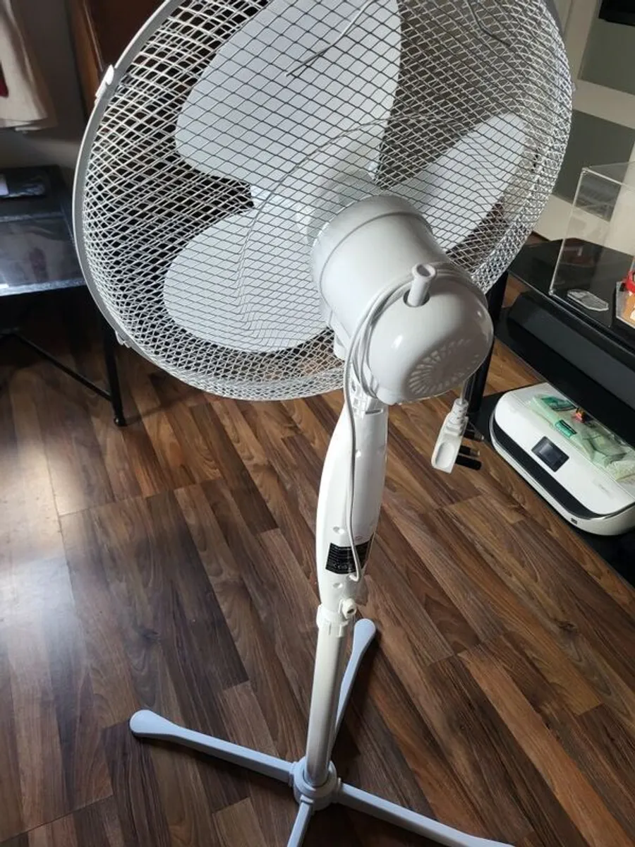Blaupunkt Pedestal Fan - Image 3
