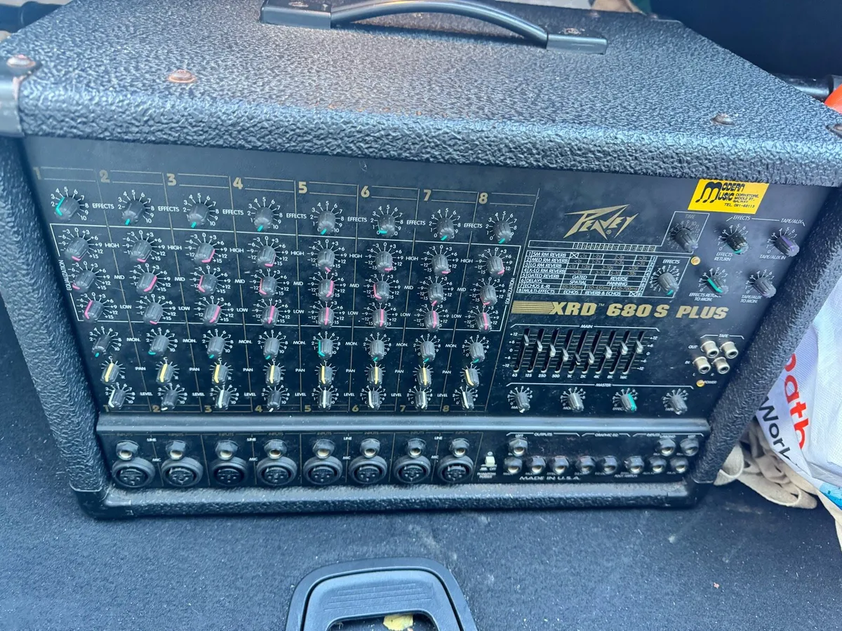 Peavy Complete PA Sound System - Image 1