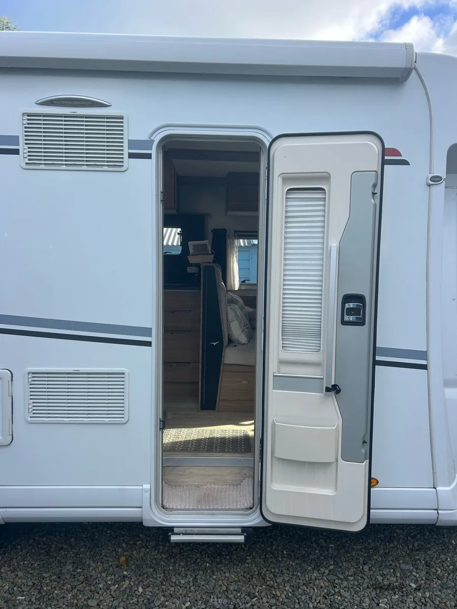 Motorhome - Image 3