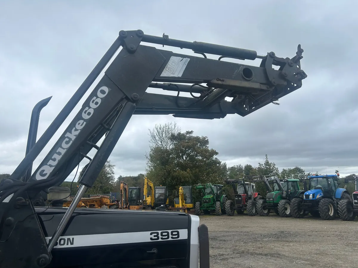 Quickie 660 Loader To Suit Massey Ferguson 399 - Image 4