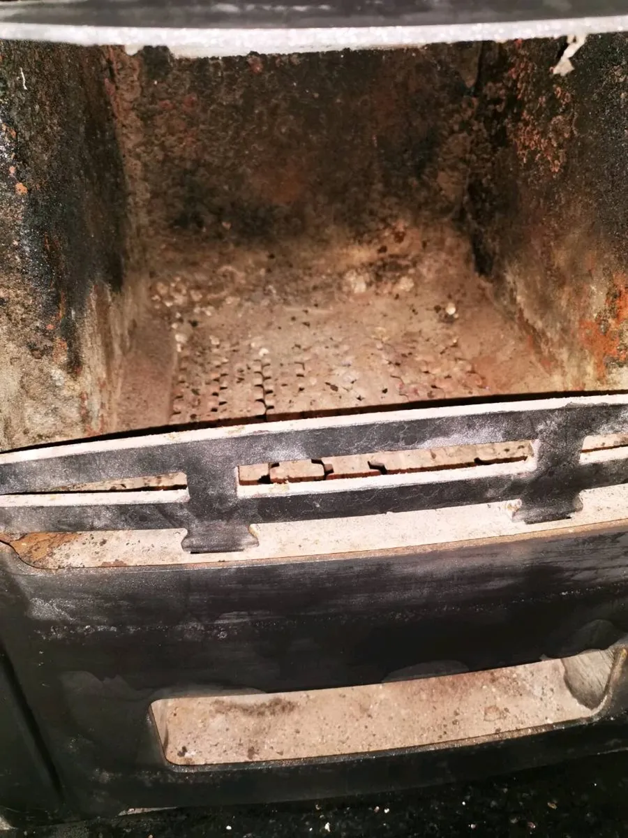 Solid Fuel Stove - Image 4