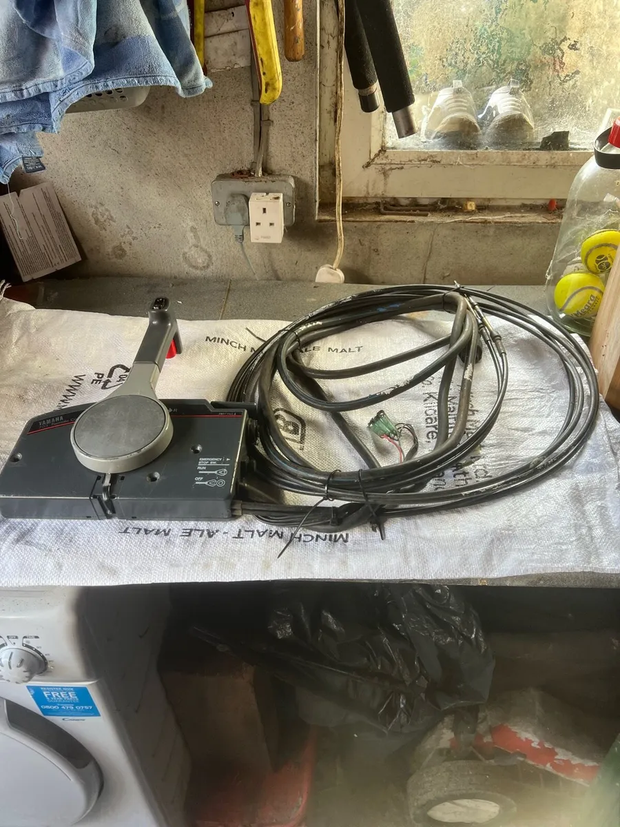 Yamaha 703 Remote Control Box with Cables - Image 3