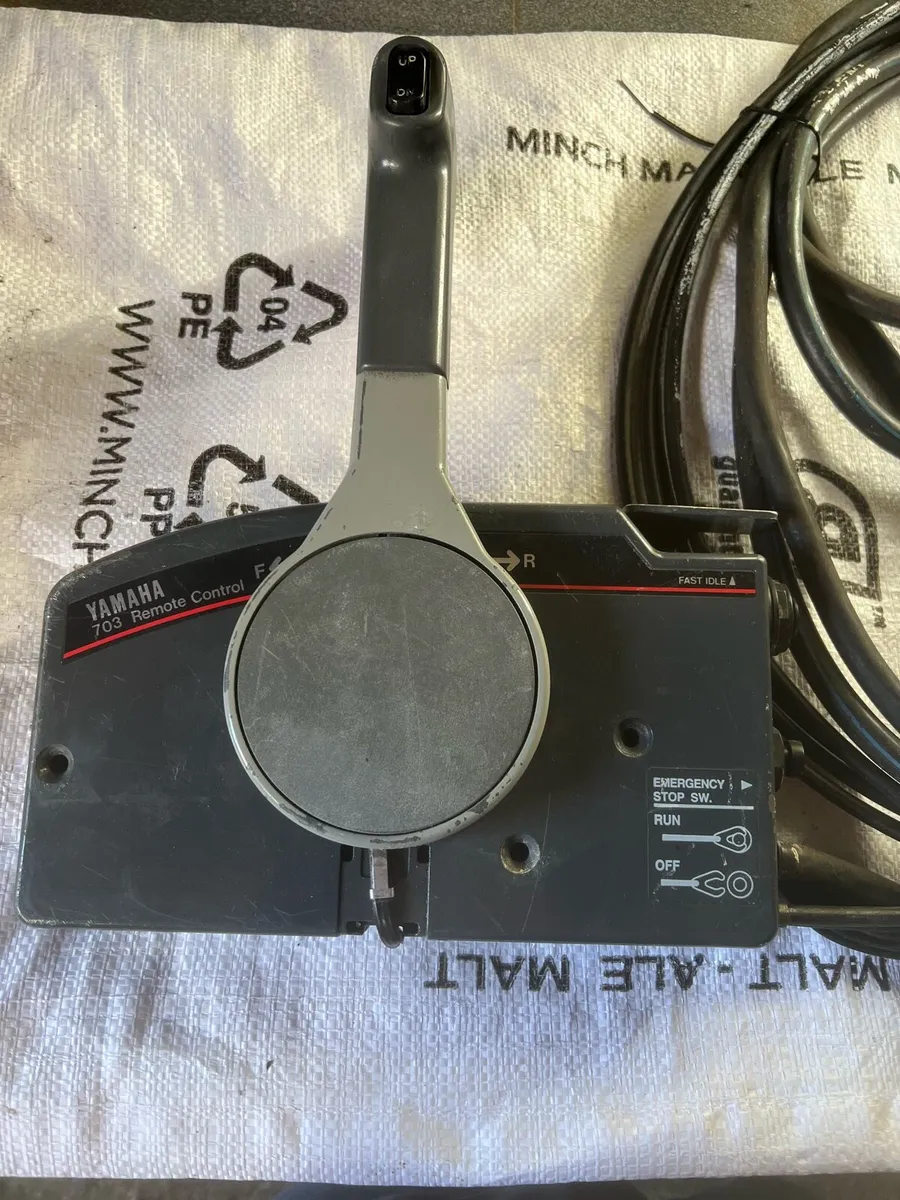 Yamaha 703 Remote Control Box with Cables - Image 4