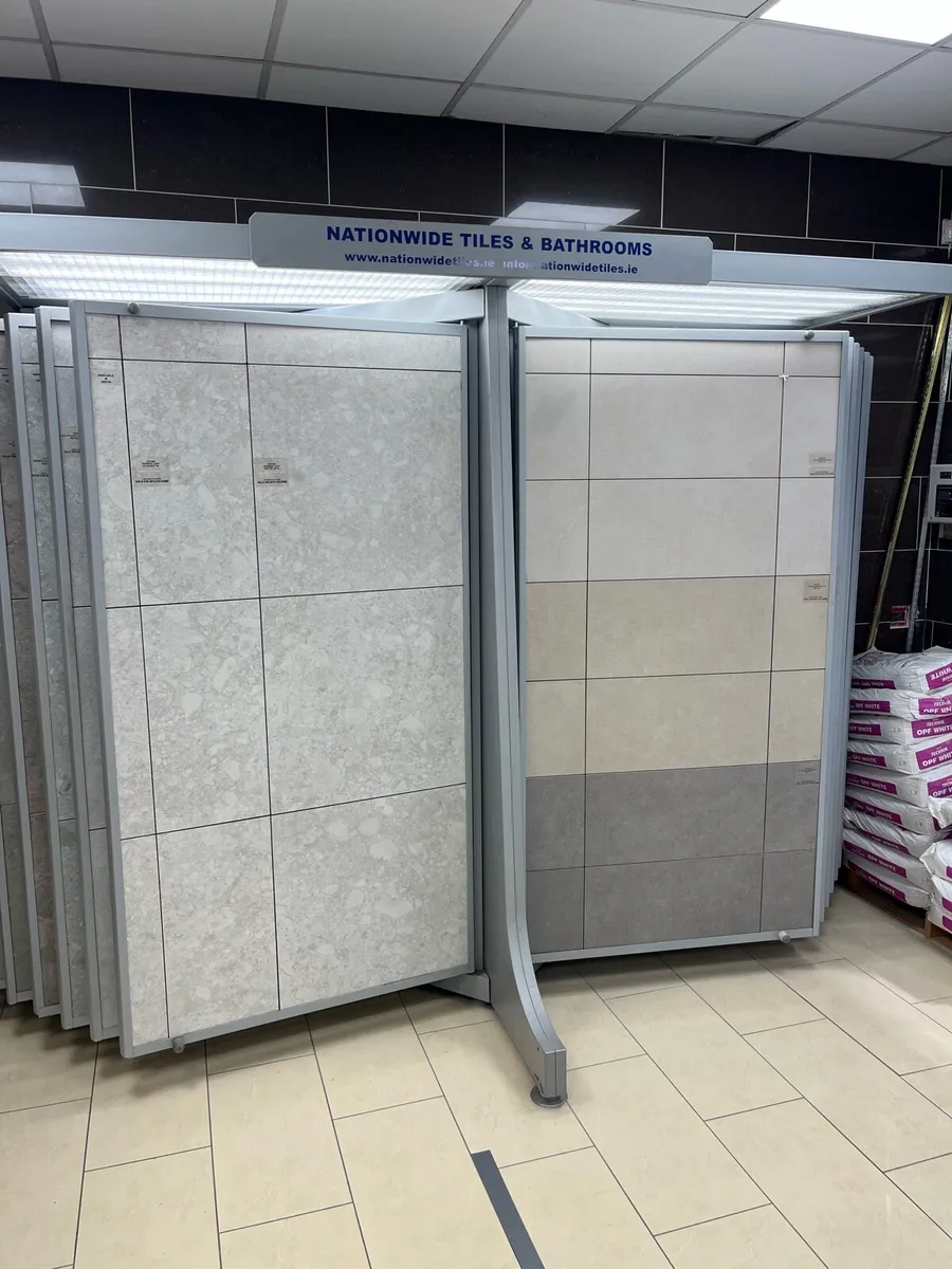 Tile exhibitor book stands - Image 1