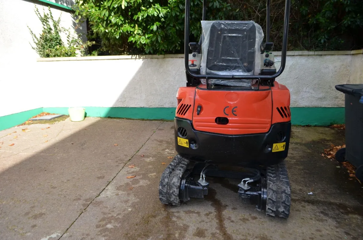 MINI DIGGER - Image 4