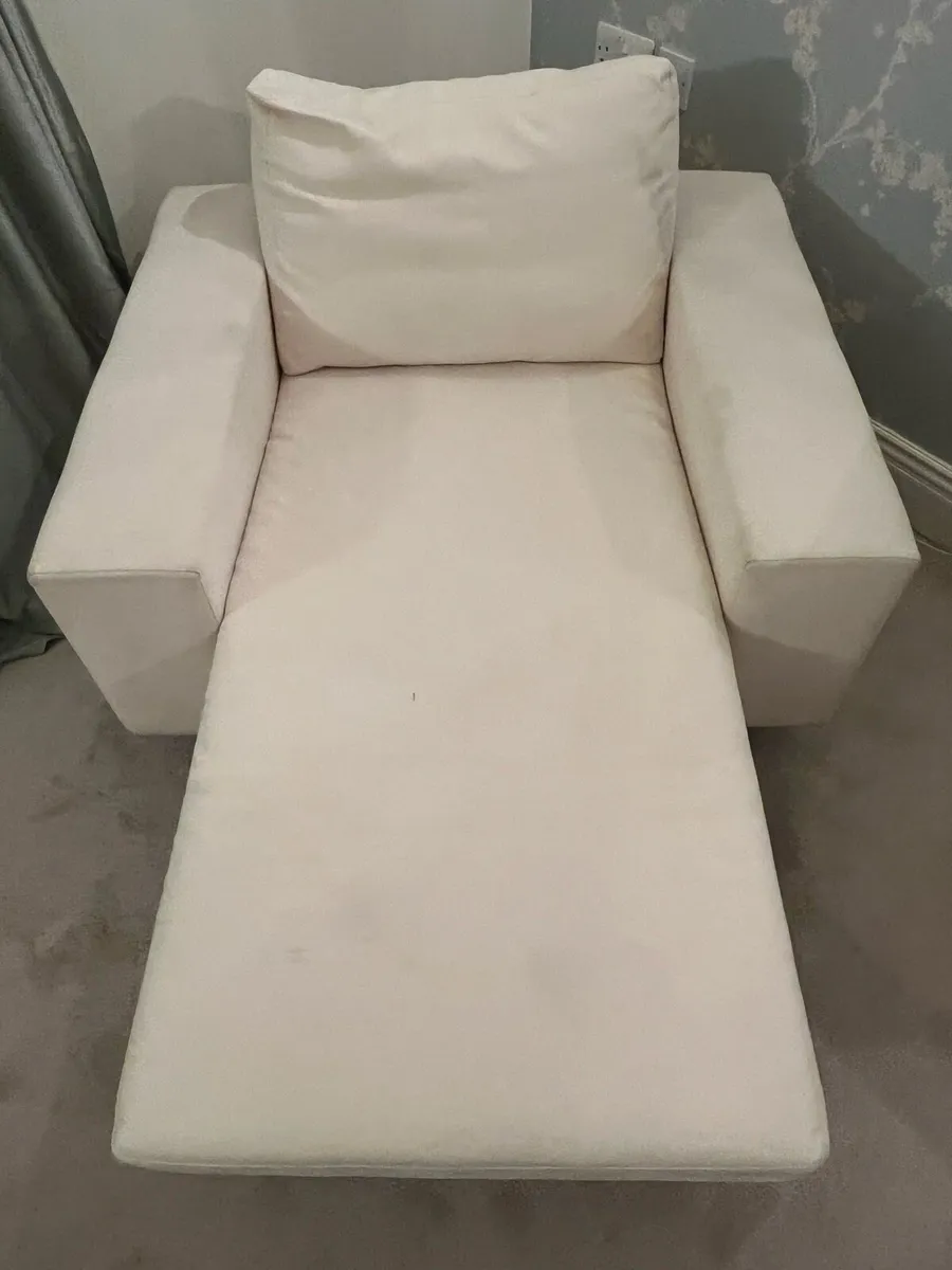 BoConcept Cream Suede Chaise Longue - Image 3
