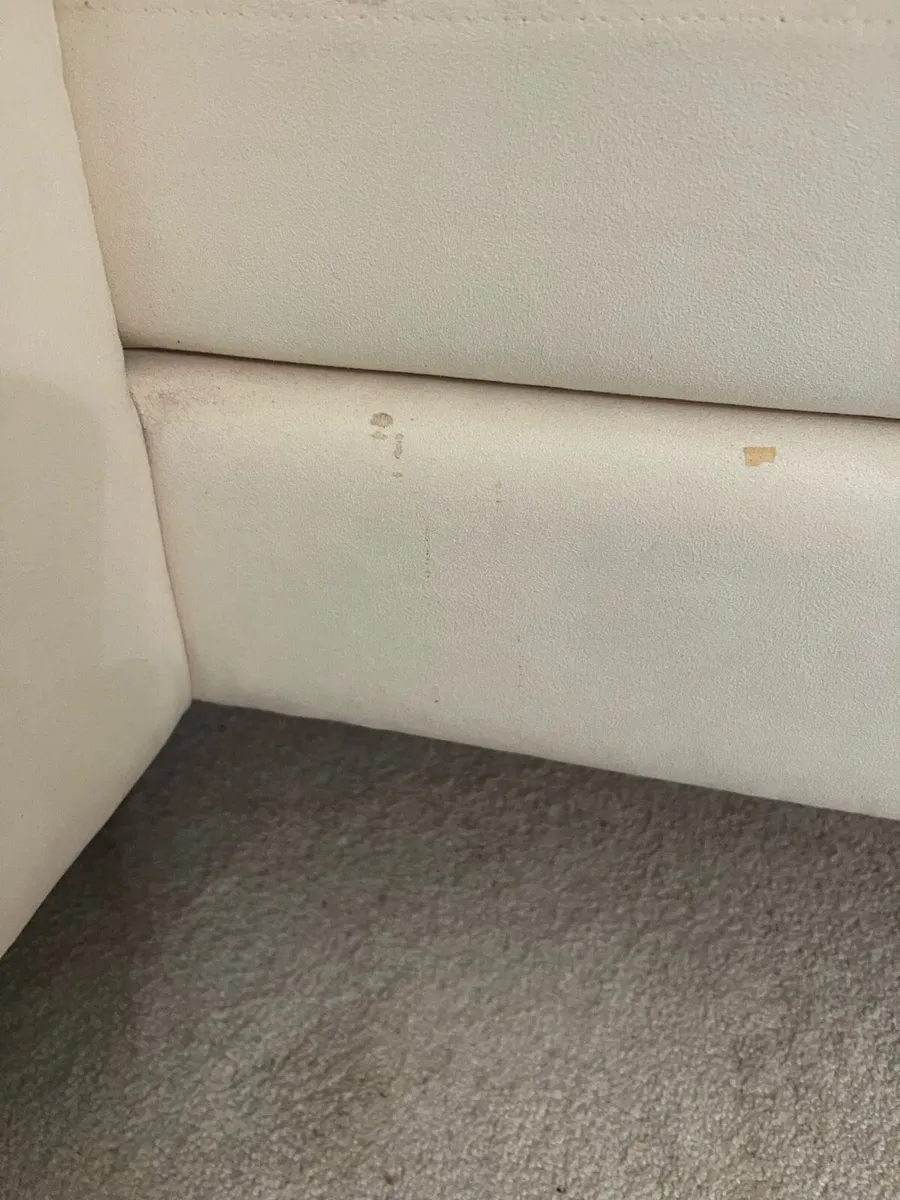 BoConcept Cream Suede Chaise Longue - Image 4