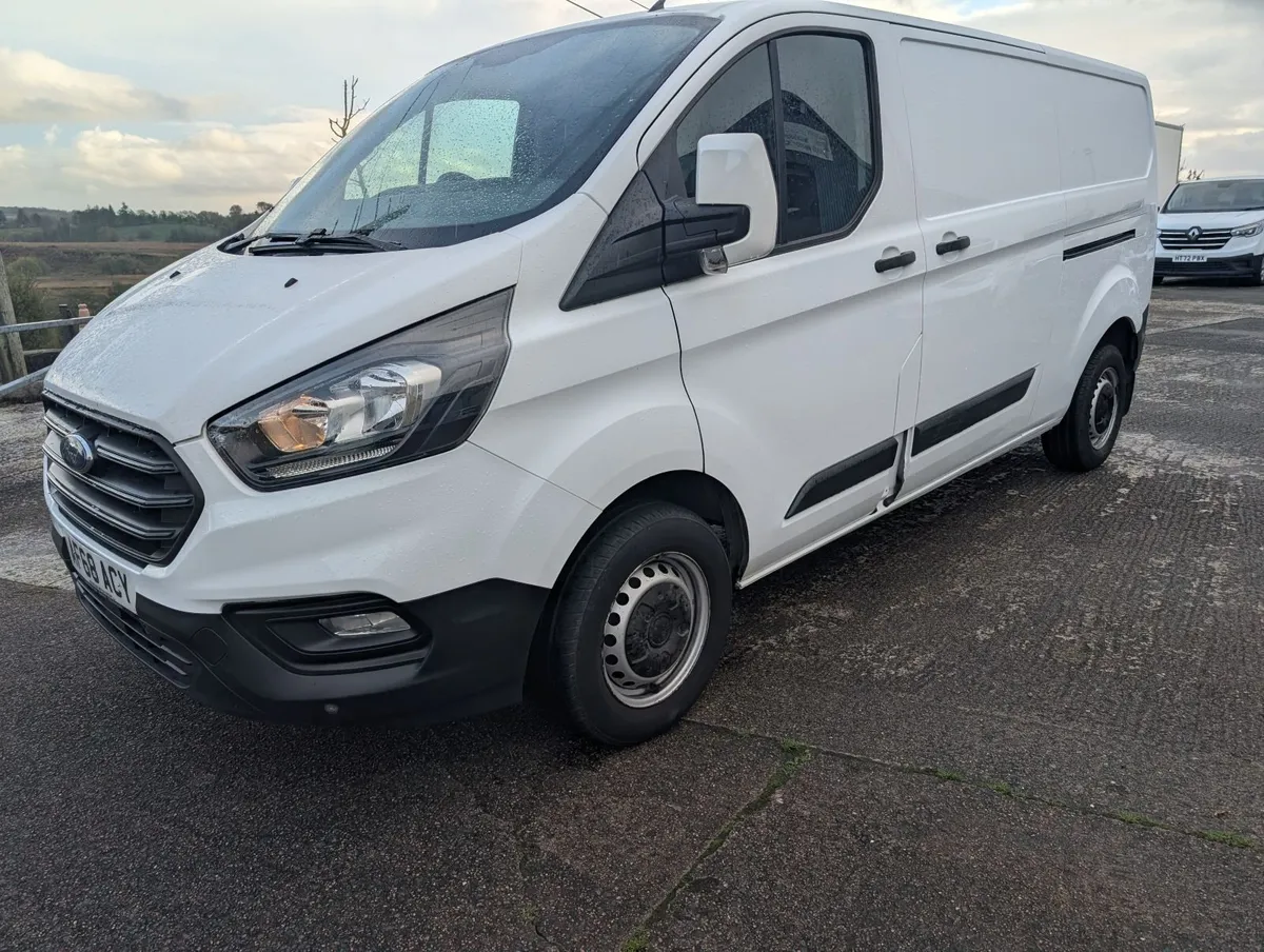 Ford Transit Custom 2018 - Image 2