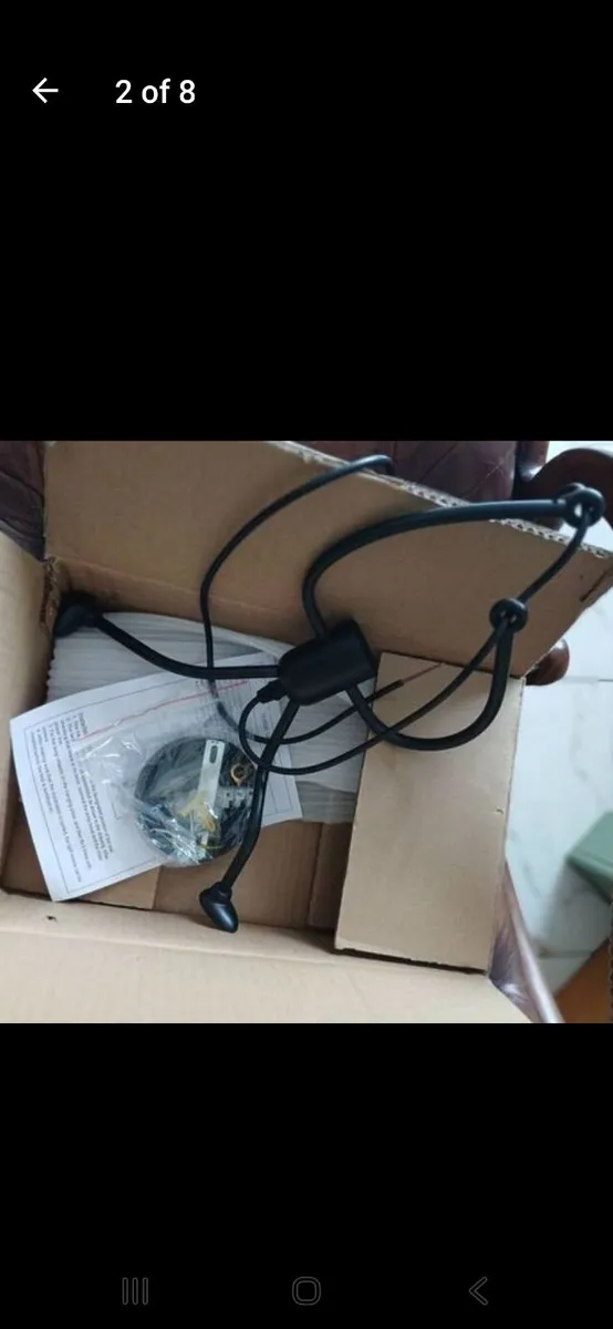 Ceiling light brand new in box - Image 2