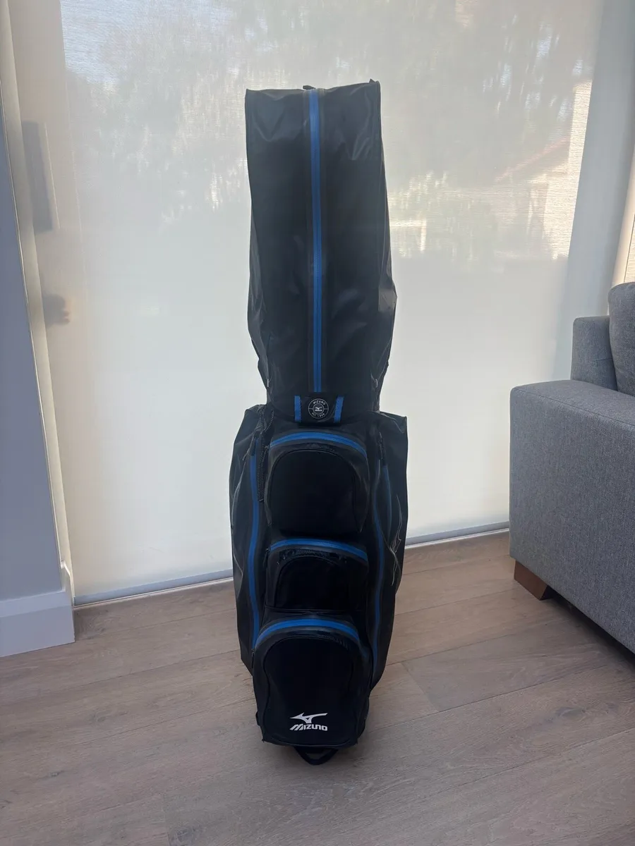 Mizuno waterproof golf bag black/blue colour way - Image 1