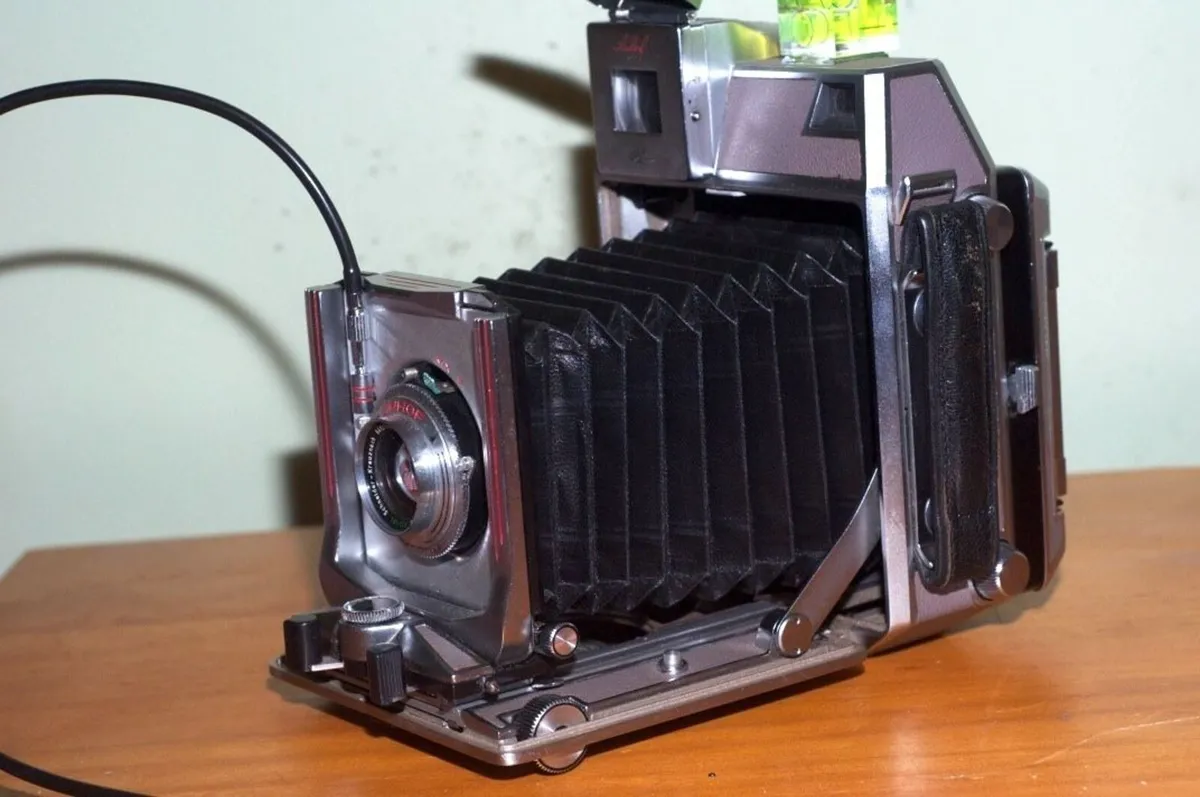 Linhof Super Technika IV 6x9 + Schneider Symmar 10 - Image 3