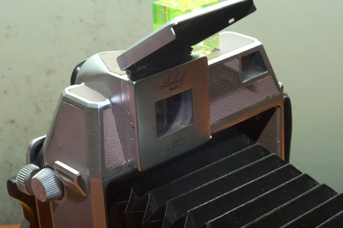 Linhof Super Technika IV 6x9 + Schneider Symmar 10 - Image 4
