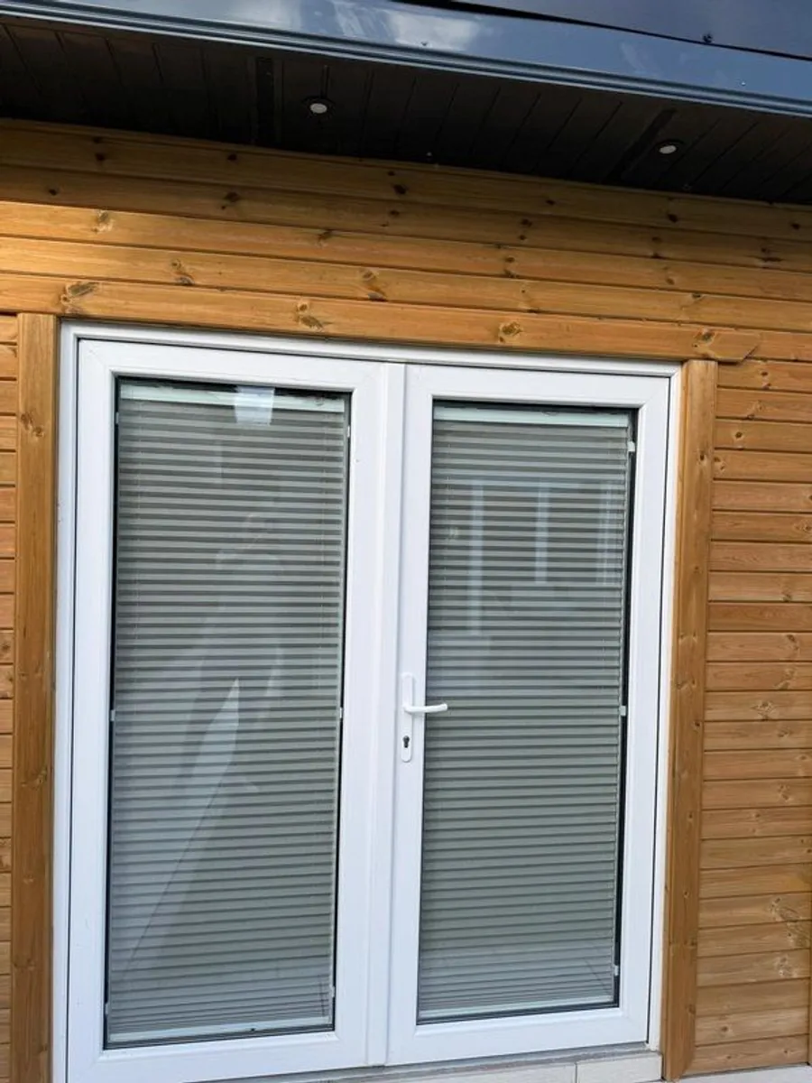 Motorised Electric Pleated Blinds (Remote Controlled) - Image 3
