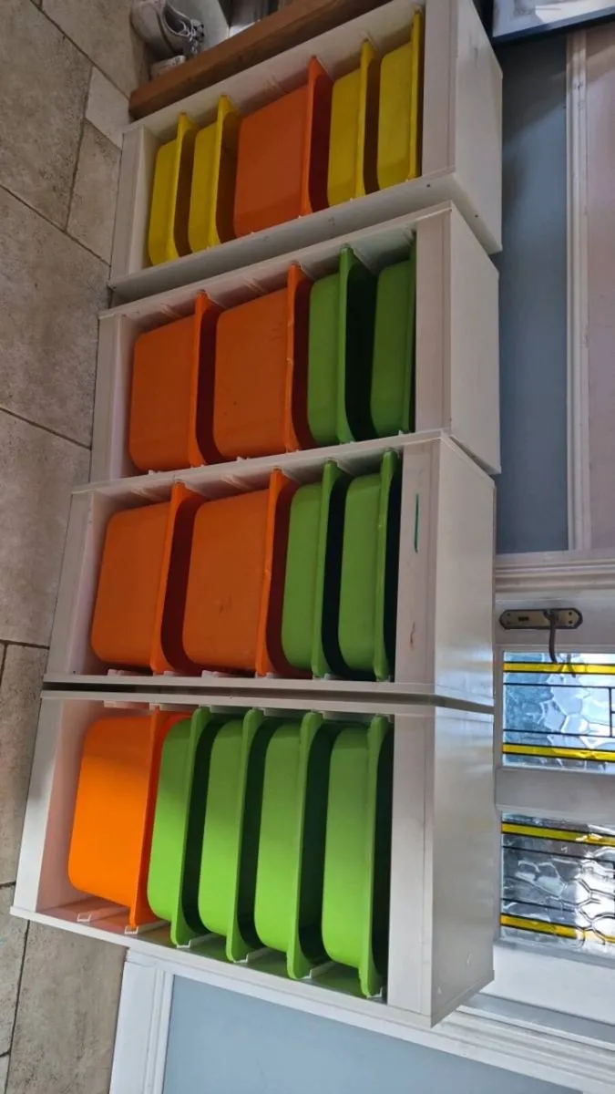Storage unit - Image 1