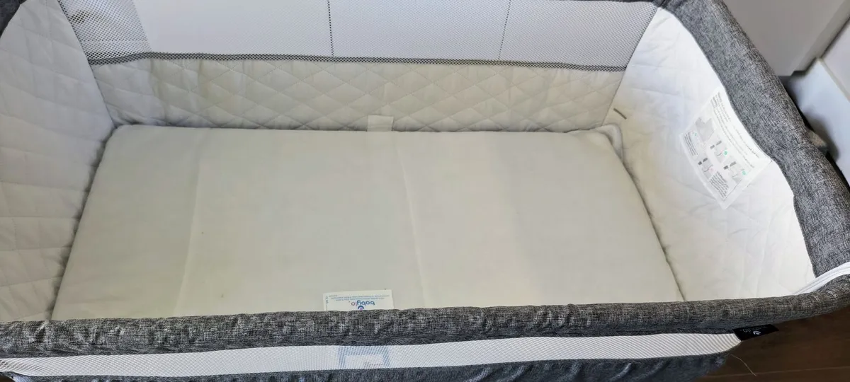 2-in-1 Bedside Crib & Standalone Cot - Image 2
