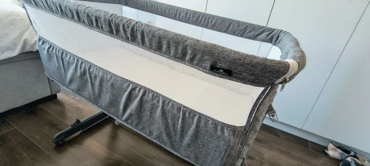 2-in-1 Bedside Crib & Standalone Cot - Image 4