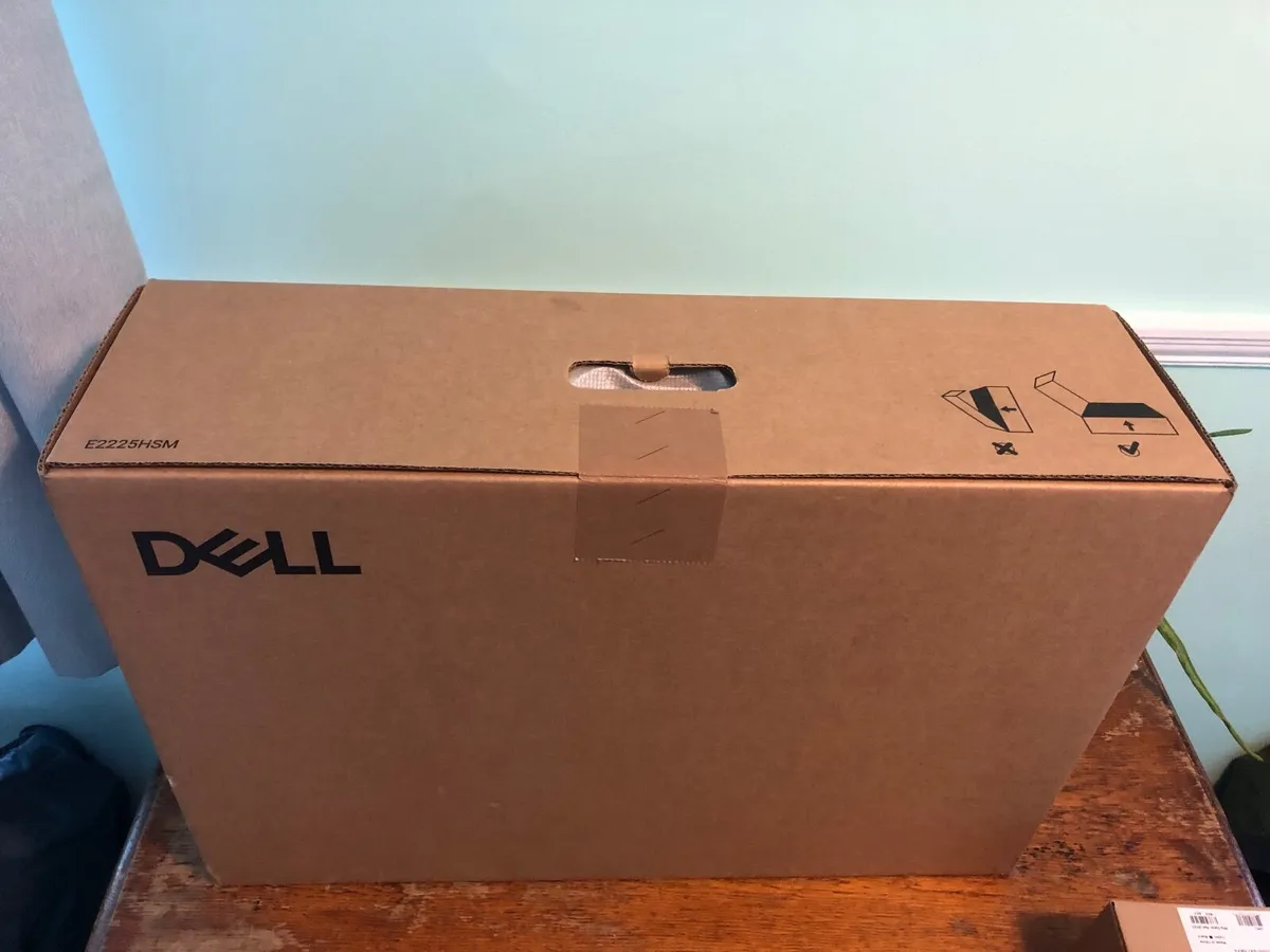 DELL 22 inch monitor E2225HSM - Image 2