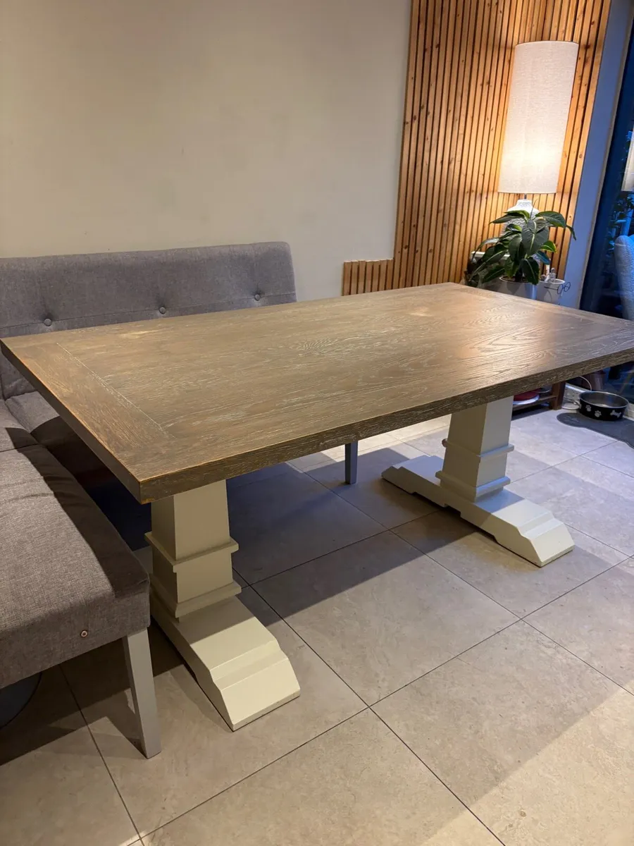 Dinning table and chairs - Image 1