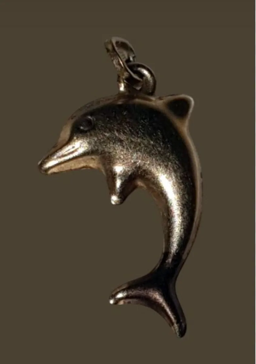 Pristine Vintage 9ct Gold Dolphin Charm / Pendant - Image 2