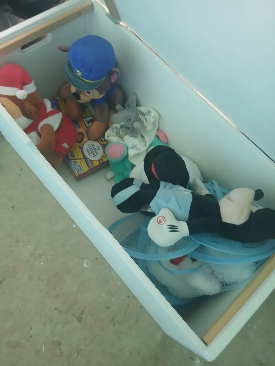 Toy storage - Image 2