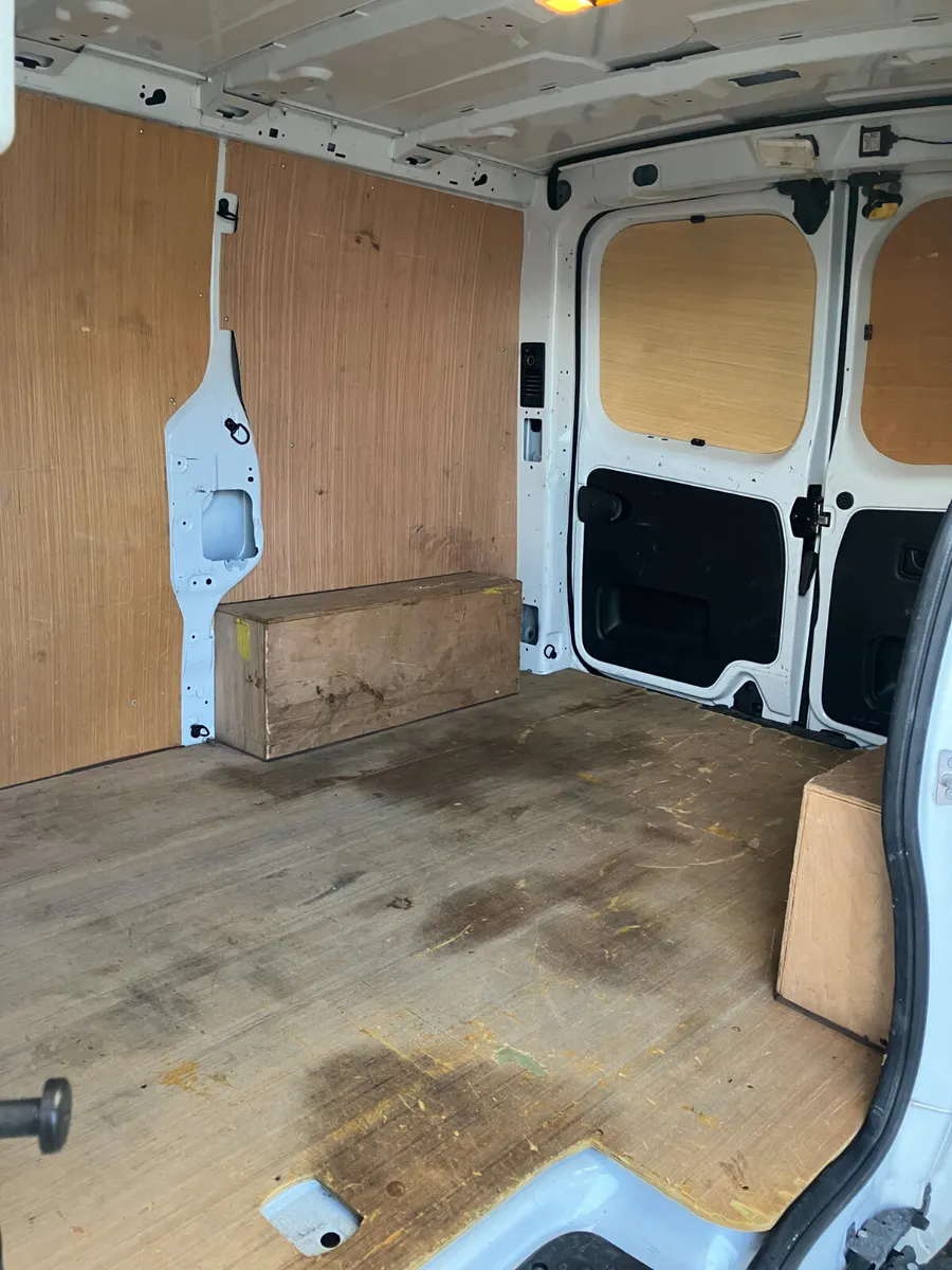 Renault Trafic 2023 - Image 3