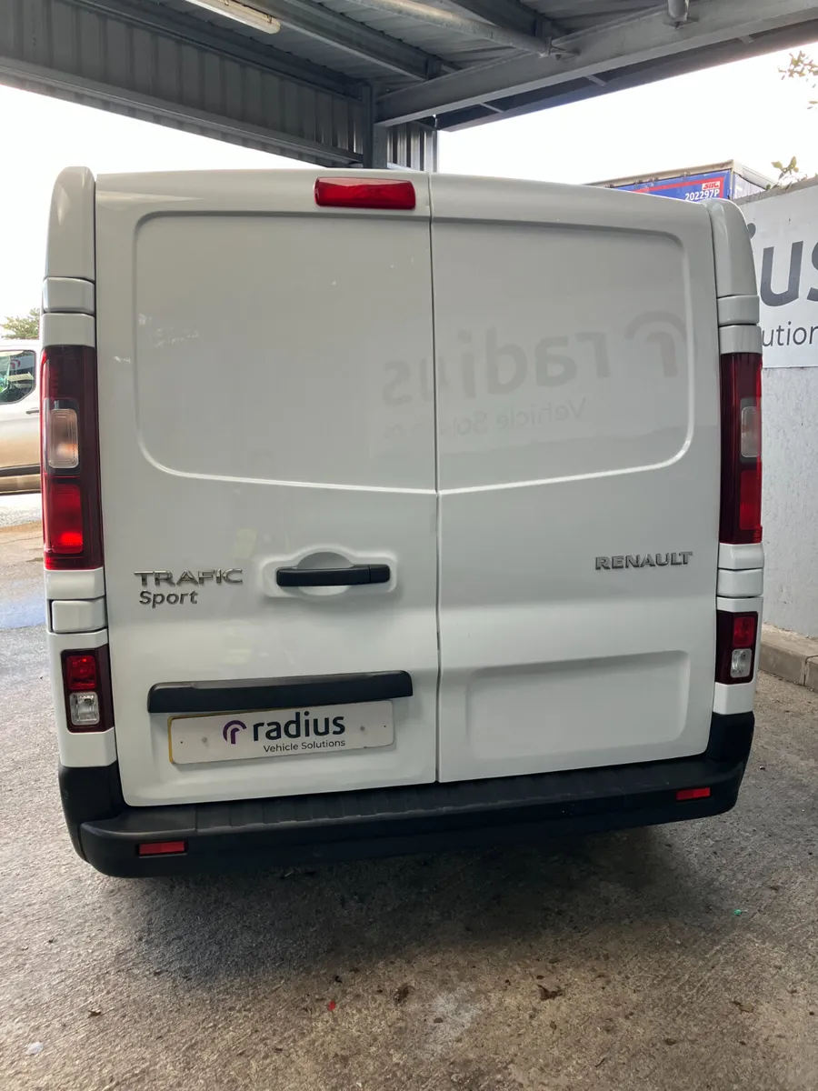 Renault Trafic 2023 - Image 4