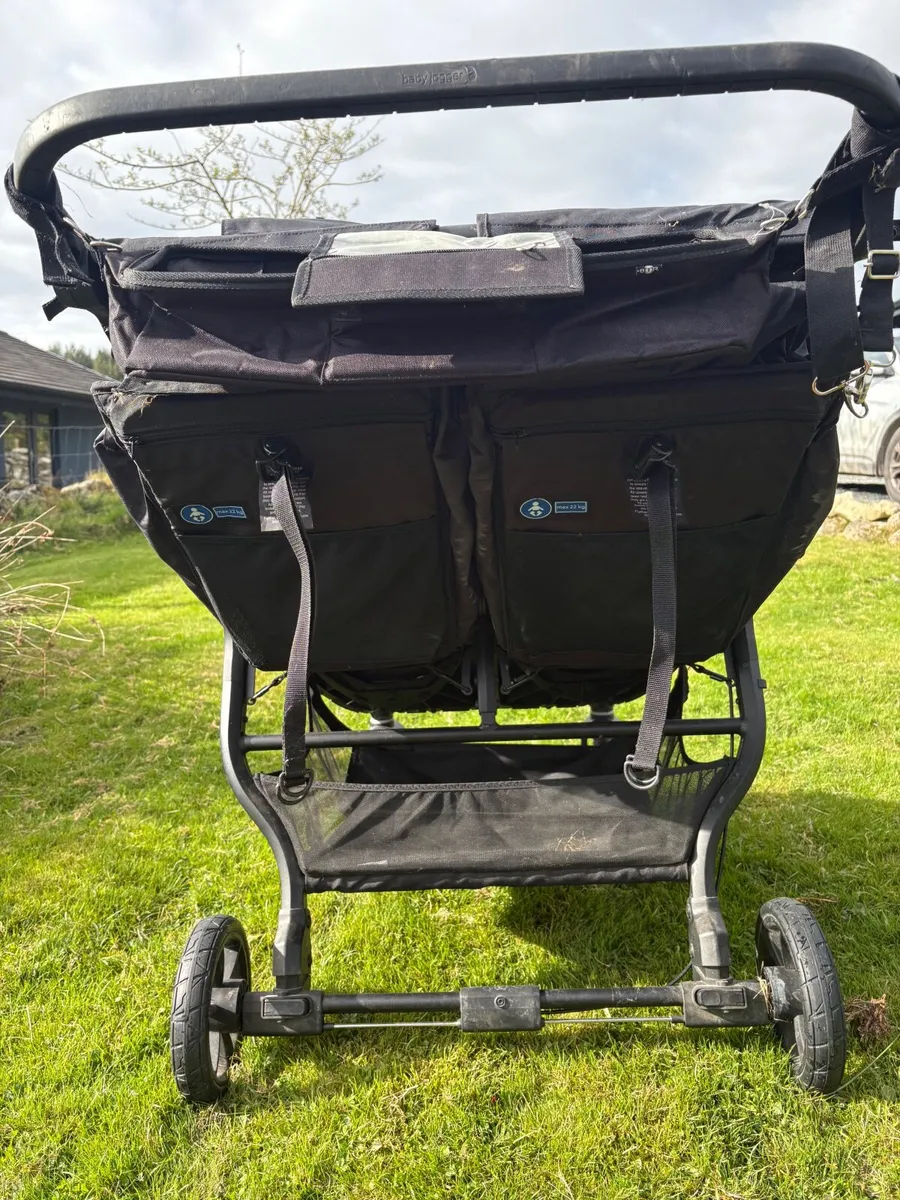 City mini gt2 double buggy - Image 3