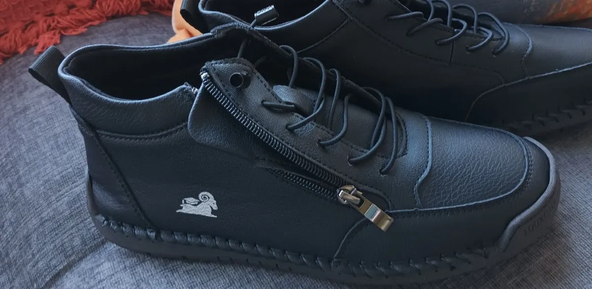 Sneakers - Image 1