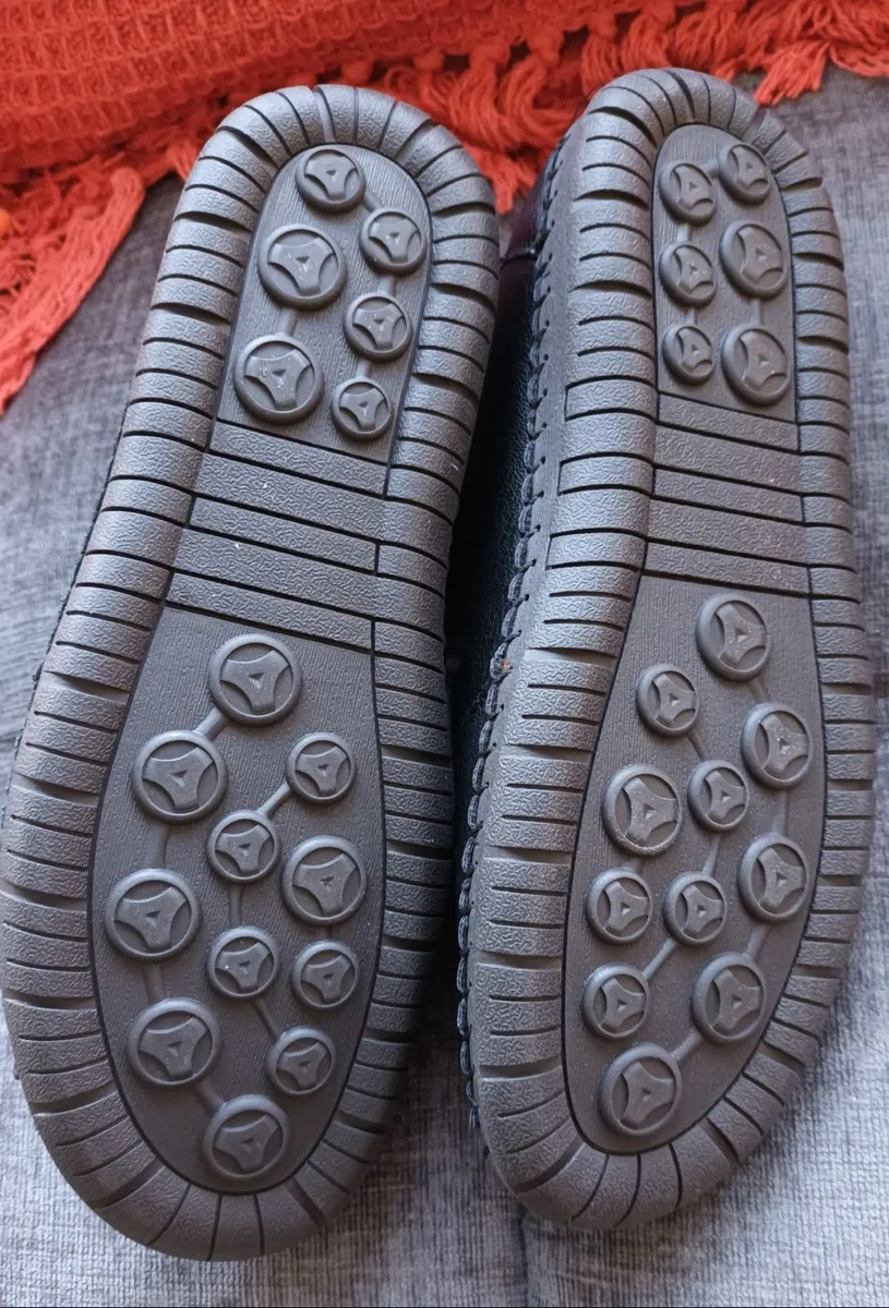 Sneakers - Image 3