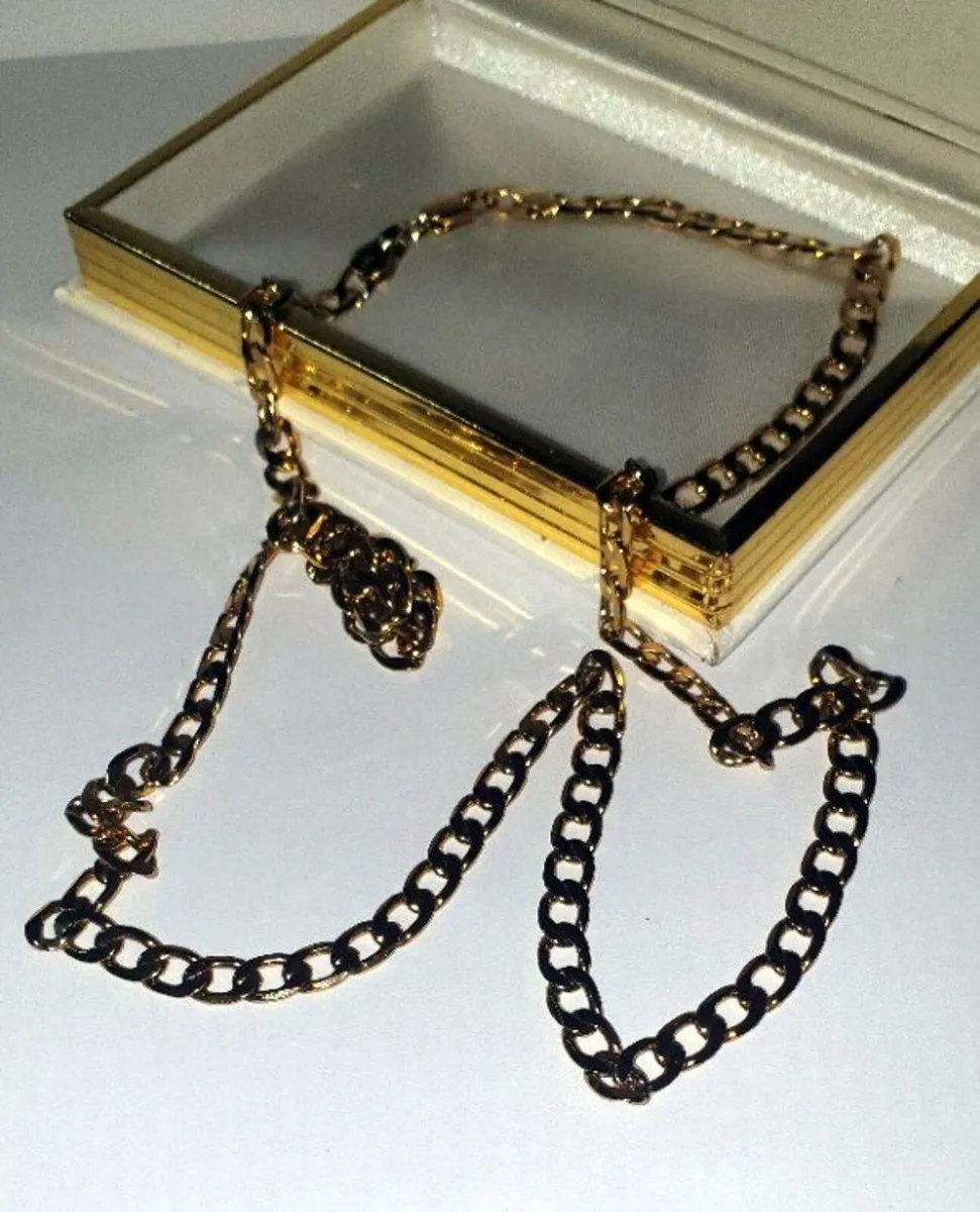 Pristine Vintage 9ct Gold Curb Chain – 24" - Image 2