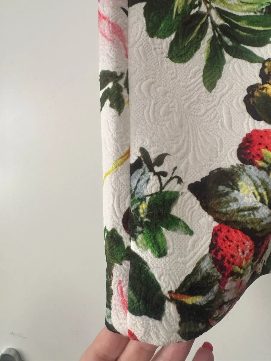 Anonyme Designers textured floral skirt size 14 - Image 3