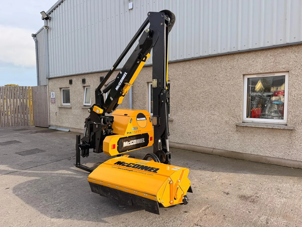 Used McConnel PA6577 Hedgecutter - Image 2