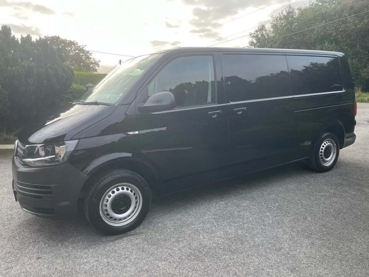 201 Volkswagen Transporter 2.0TDI LWB - Image 3