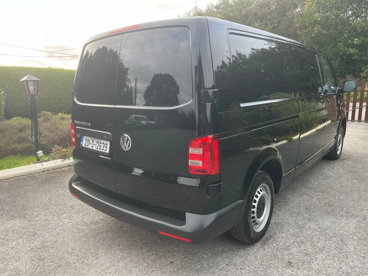 201 Volkswagen Transporter 2.0TDI LWB - Image 4