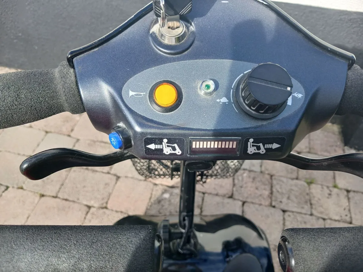 KYMCO Mini Comfort Mobility Scooter great conditio - Image 2