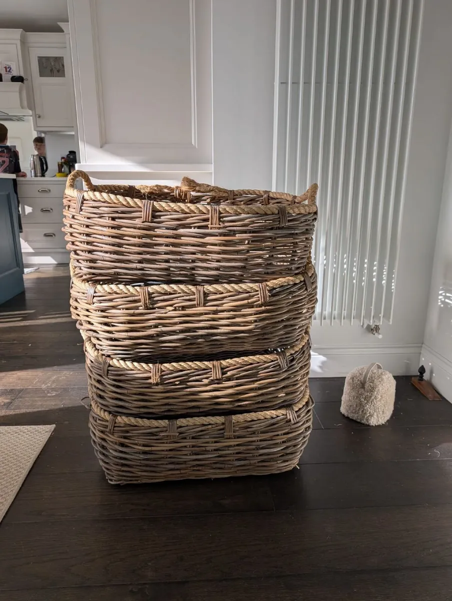 4 Large Meadows & Byrne Wicker Storage Baskets - Image 1