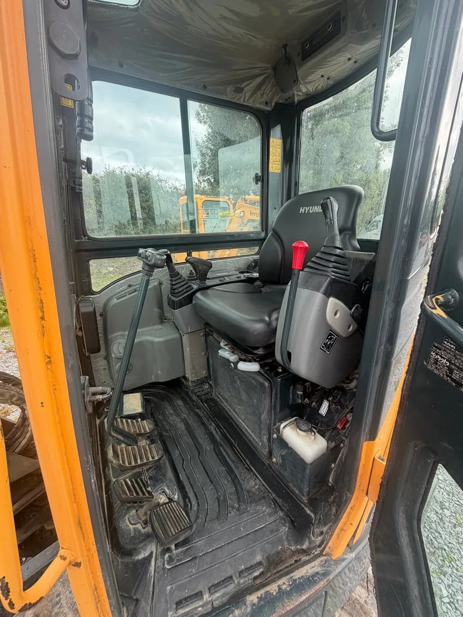 Hyundai Model Robex30Z-9 - Image 3