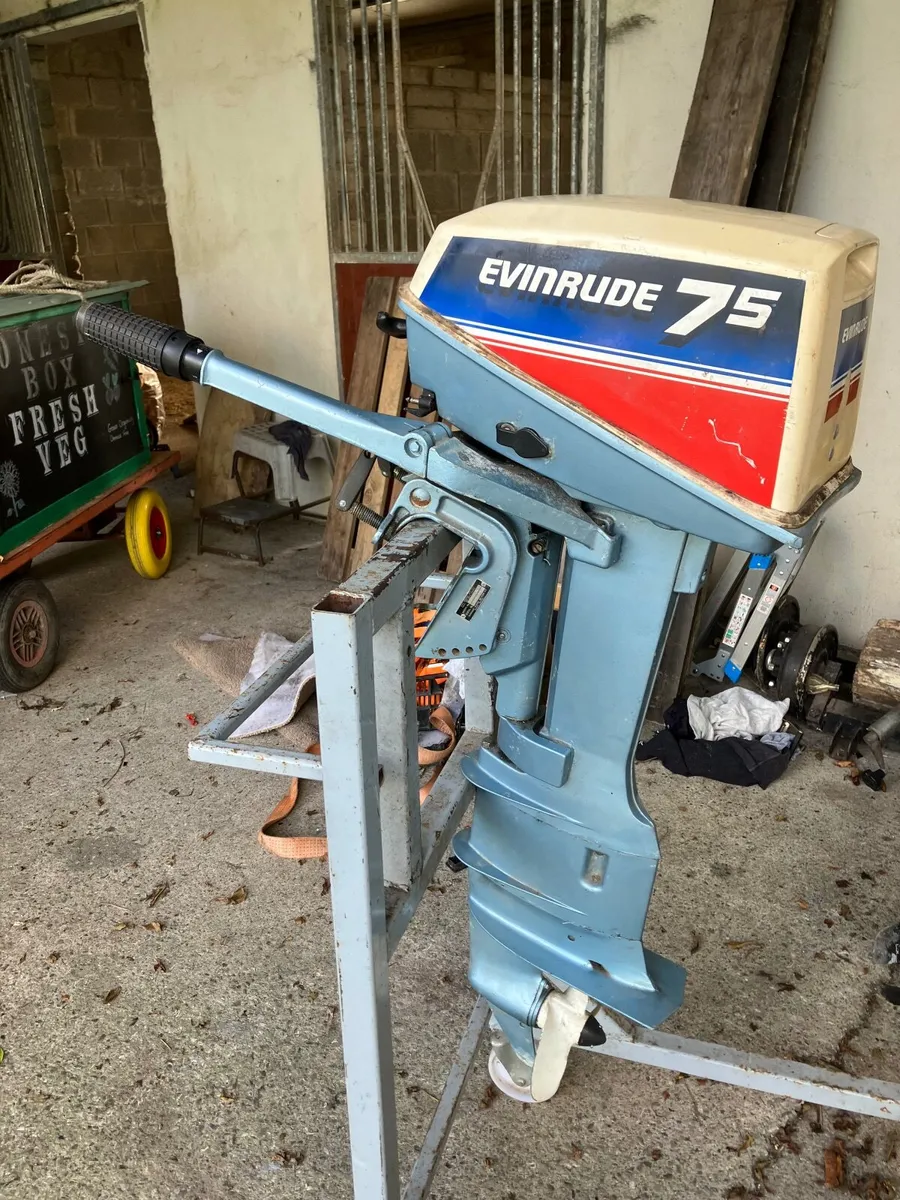 EVINRUDE 7.5 HP OUTBOARD LONG SHAFT - Image 1