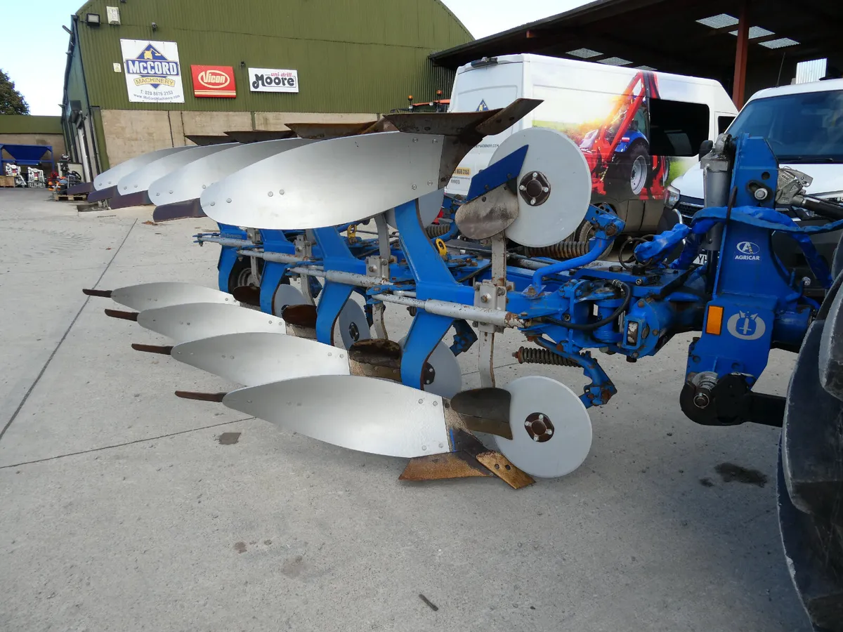 Overum 4f reversible Plough - Image 2
