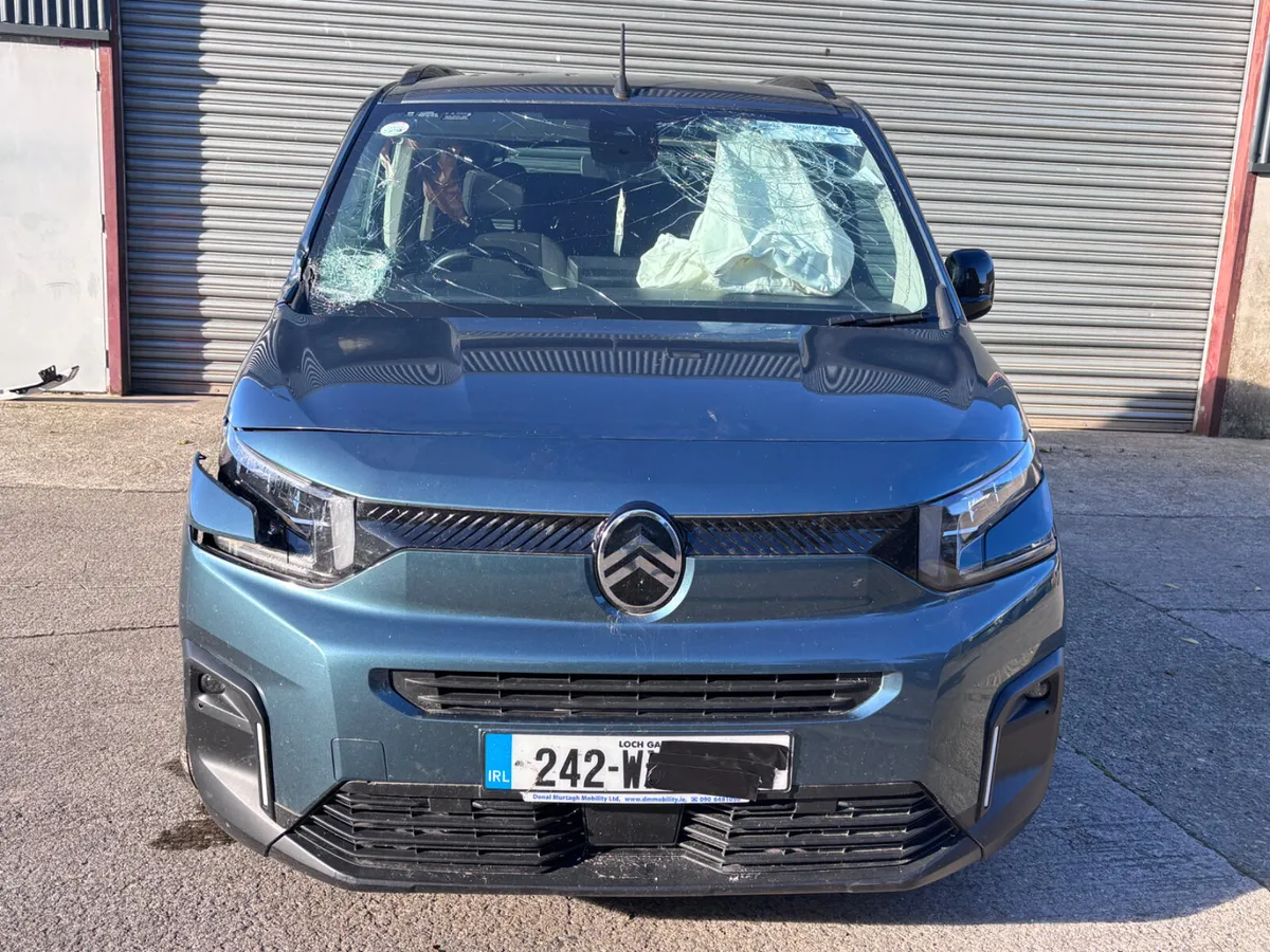 Citroen Berlingo Wheelchair Car - Image 2