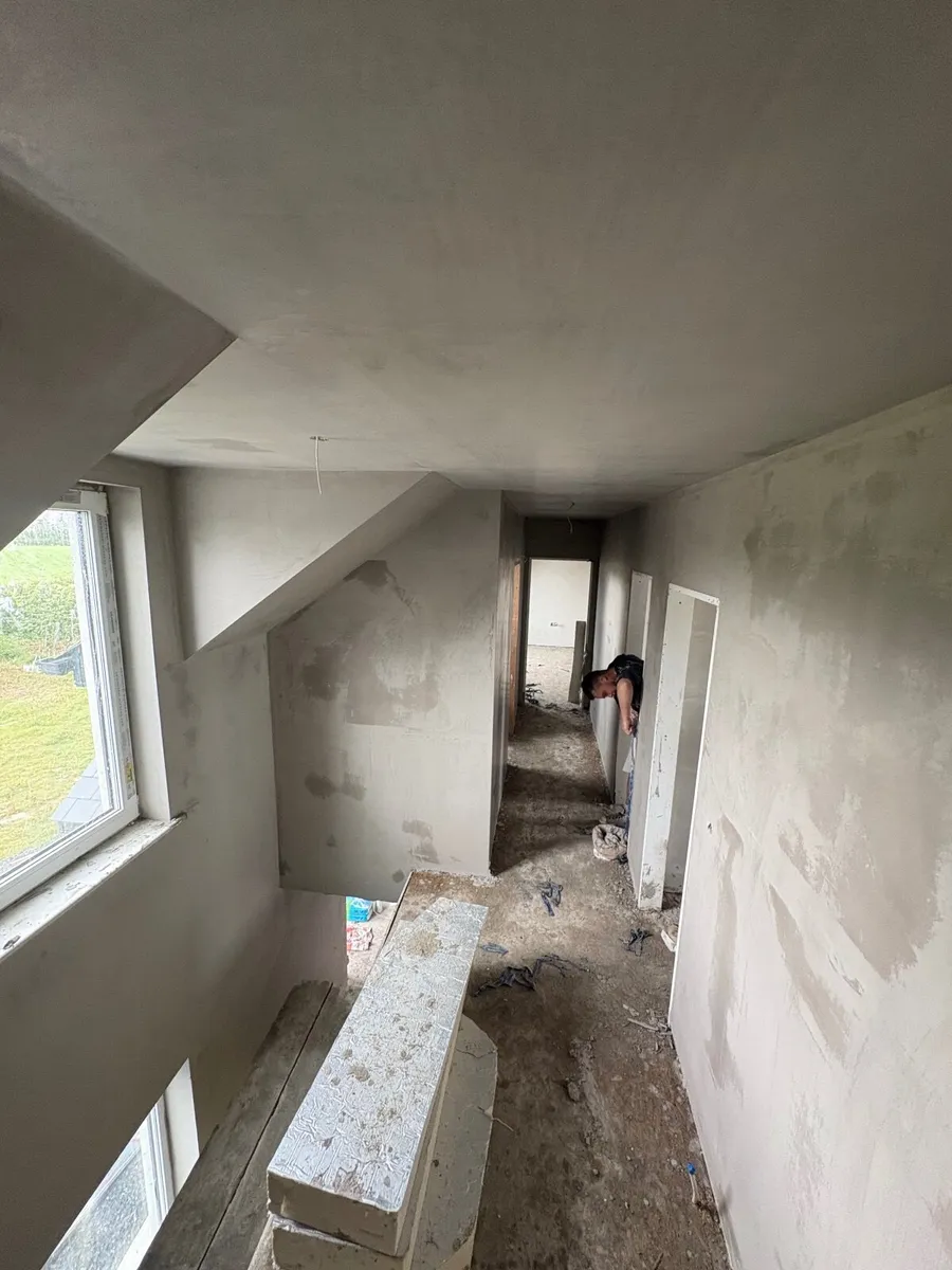 Professional Plastering & Skimming Services - Image 3