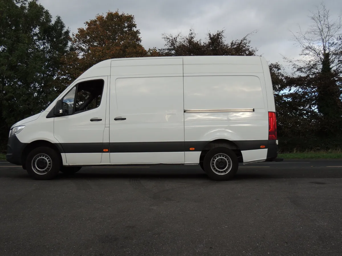 Mercedes-Benz Sprinter 95652 KMS - Image 1