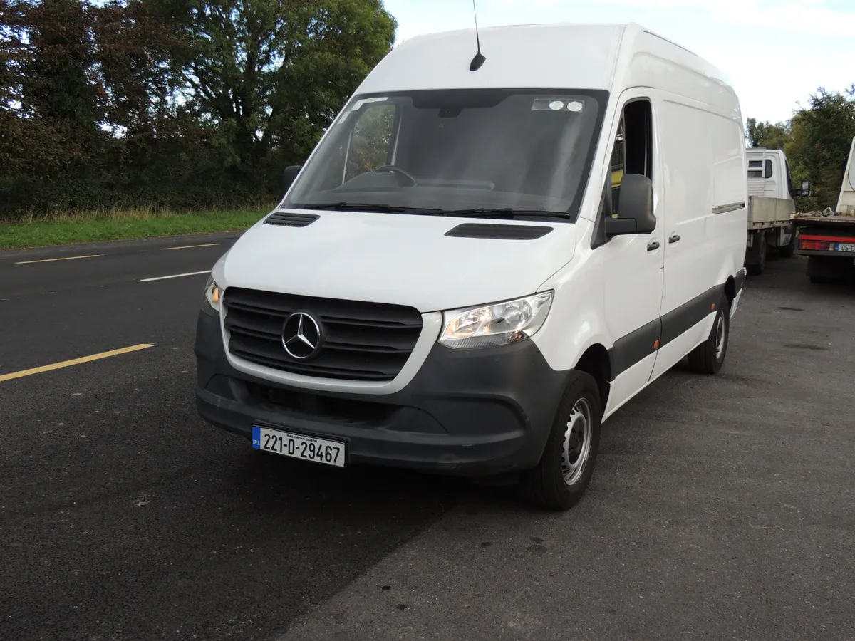 Mercedes-Benz Sprinter 95652 KMS - Image 3