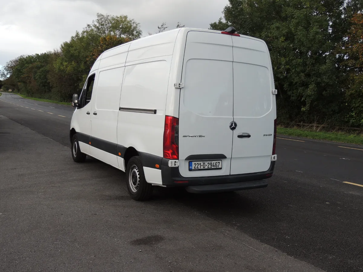 Mercedes-Benz Sprinter 95652 KMS - Image 2