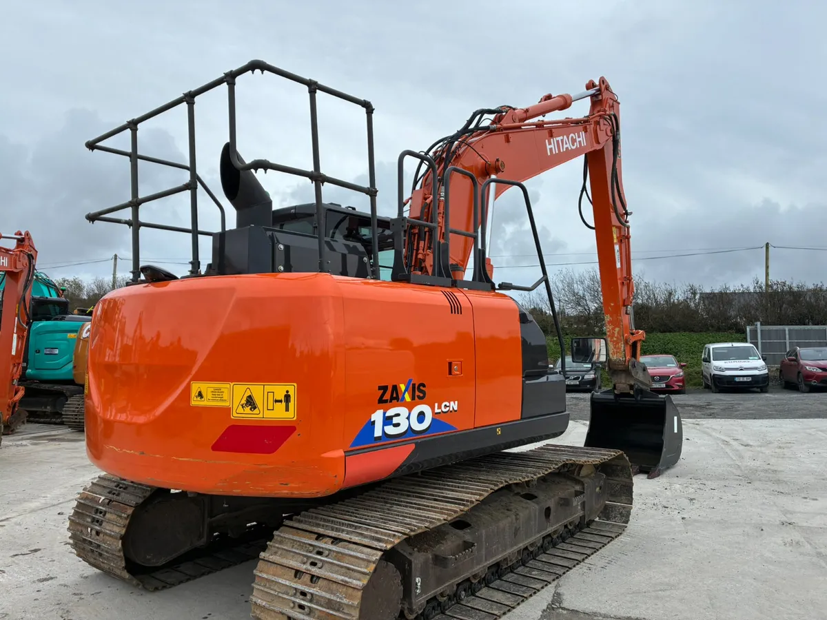 Hitachi ZX130-6 - Image 4