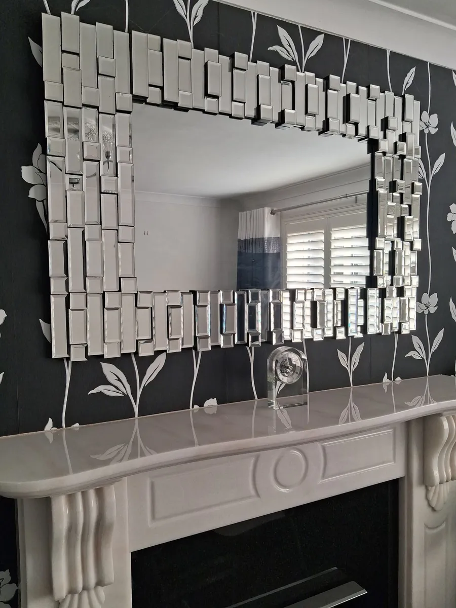 Mirror - Image 1