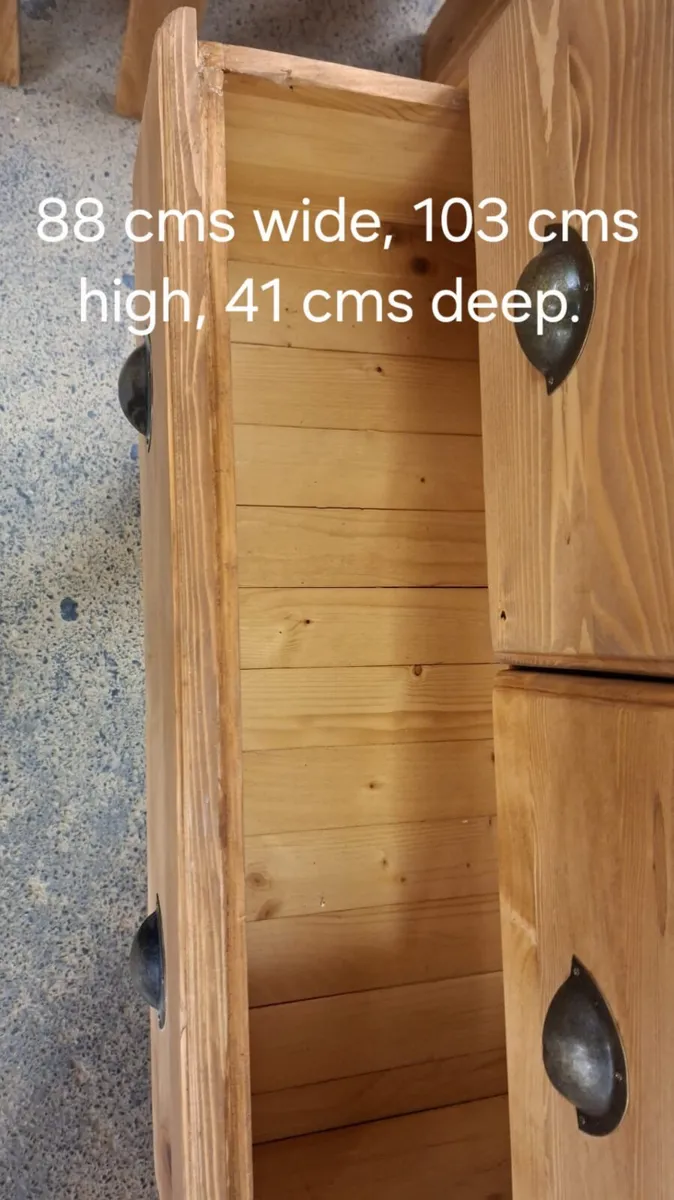 Vintage pine chest of drawers - Image 4